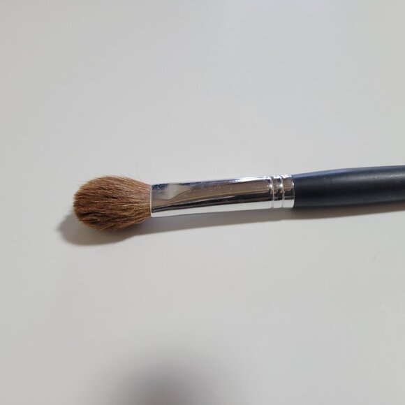 Bare Escentuals Eye Shadow Brush Makeup Face - Picture 5 of 6